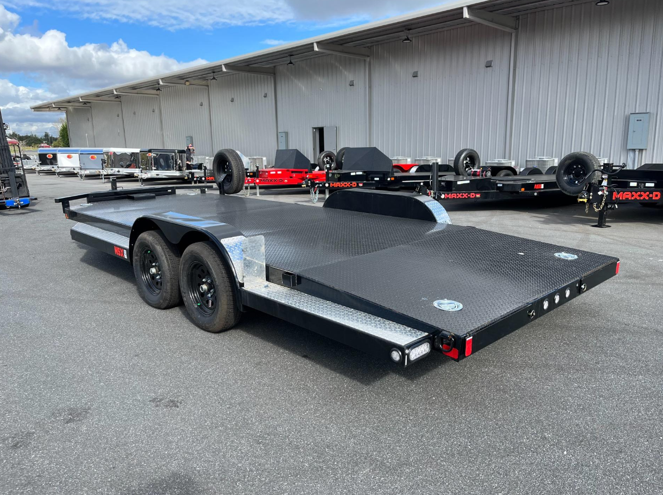 Discover Quality and Reliable 83x20 Car Hauler Today!
